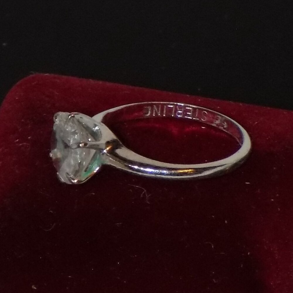 Vintage IOC Signed Uncas Sterling Silver Large Solitaire 6 Prong Size 7 Ring - Picture 10 of 13